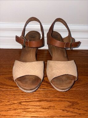 Clarks Two-Tone Beige and Brown Wedge Sandals